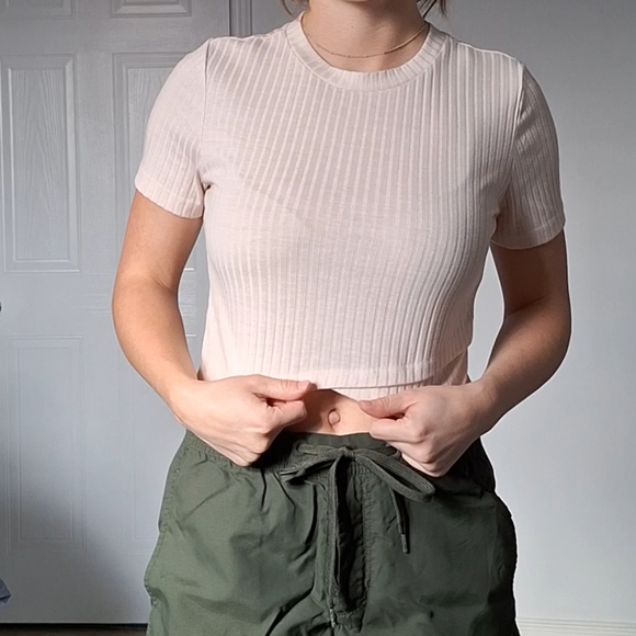 Light Pink Crop Top - Picture 1 of 7
